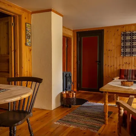 Houmbgaarden * Røros