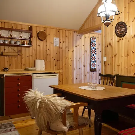 Houmbgaarden Leilighet Røros