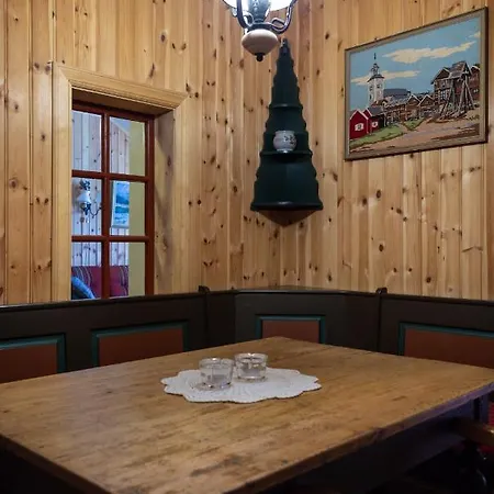 Houmbgaarden Leilighet Røros